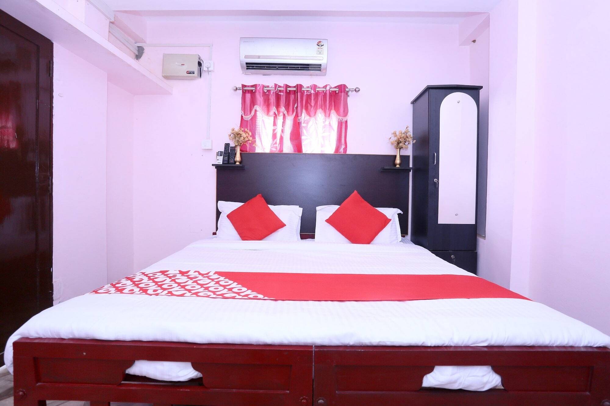 Hotel Spot On 26688 Jacob'S Residency Narakal Exterior foto